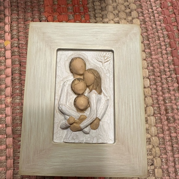 Willow Tree Family trinket box - Picture 4 of 4